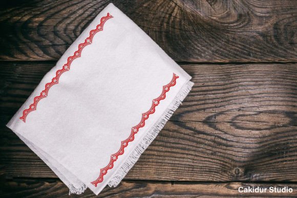 Red Fence Border: A Practical Embroidery Design Review